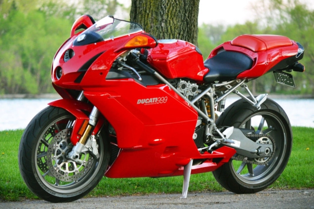 Ducati 999 2003 cổ được đấu giá với mức khởi điểm bất ngờ - 1