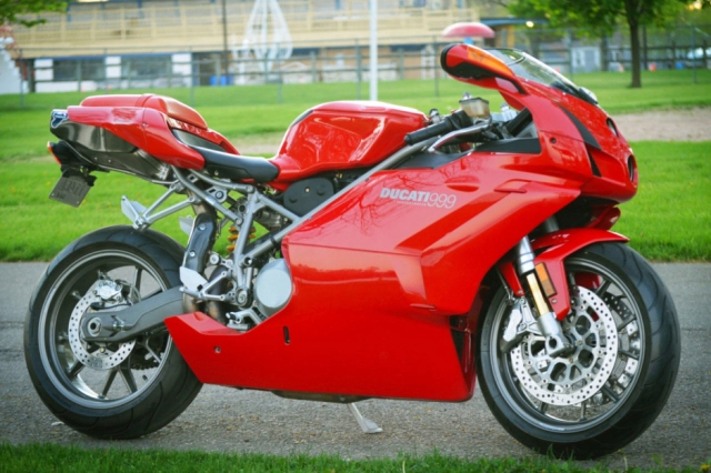 Ducati 999 2003 cổ được đấu giá với mức khởi điểm bất ngờ - 3