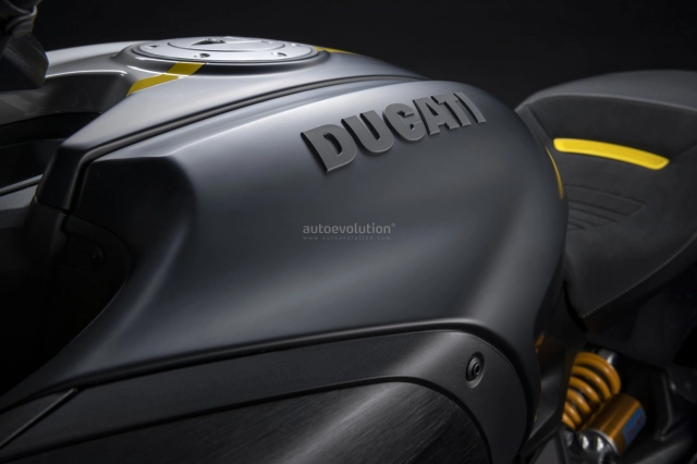 Ducati công bố phiên bản đặc biệt - diavel 1260 s black and steel 2022 - 16