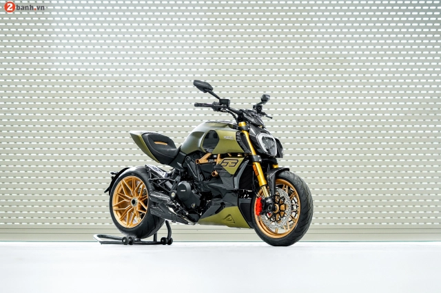 Ducati diavel 1260 lamborghini đầu tiên về tại việt nam - 2