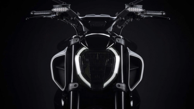 Ducati diavel v4 2023 lột xác trong năm mới với phương châm dare to be bold - 1