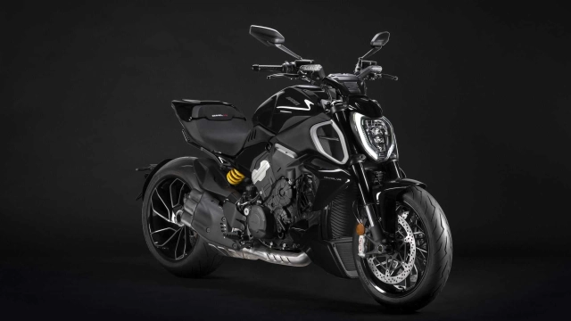 Ducati diavel v4 giành được giải thưởng chiếc xe đẹp nhất tại eicma 2022 - 2