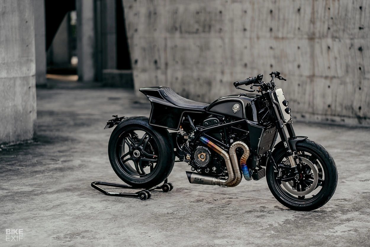 Ducati hypermotard 939 độ ấn tượng đến từ rough crafts - 8