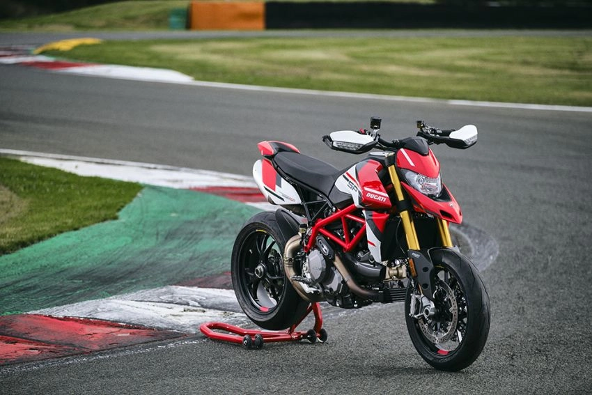 Ducati hypermotard 950 2022 bất ngờ ra mắt lấy cảm hứng từ motogp - 2