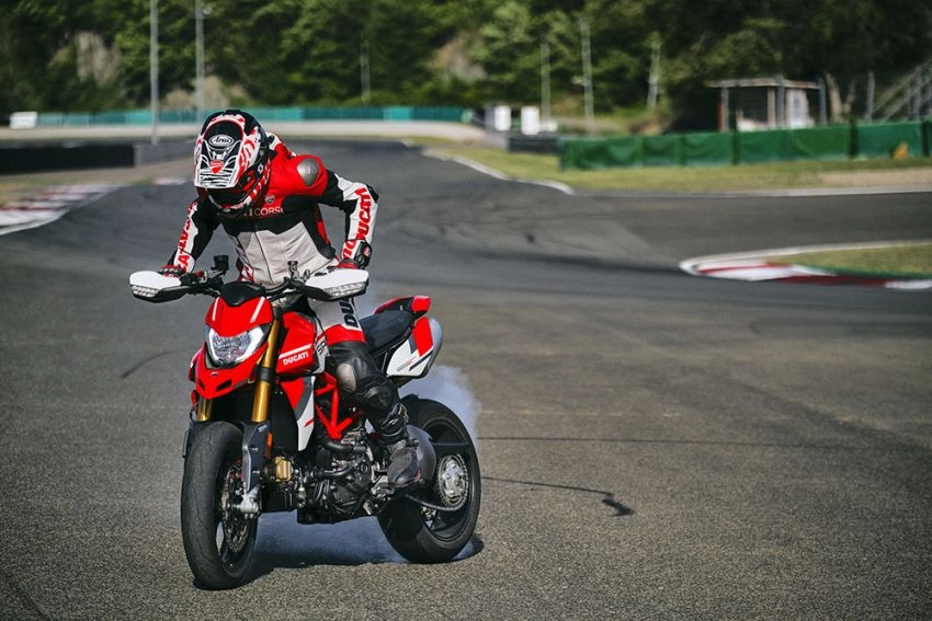 Ducati hypermotard 950 2022 bất ngờ ra mắt lấy cảm hứng từ motogp - 3