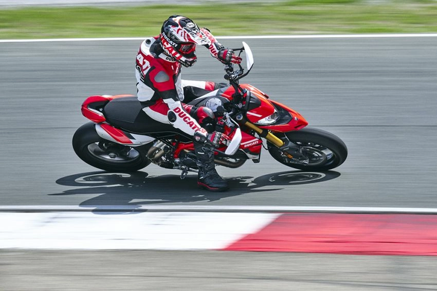 Ducati hypermotard 950 2022 bất ngờ ra mắt lấy cảm hứng từ motogp - 5