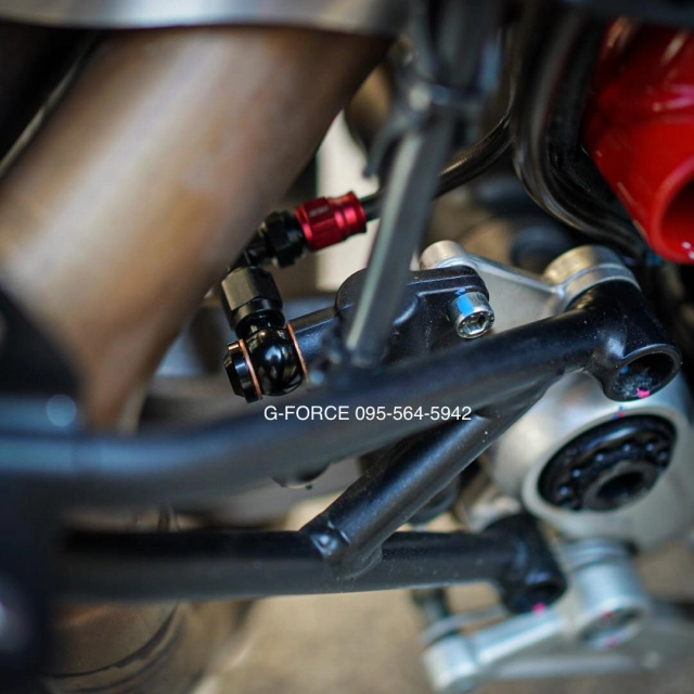Ducati hypermotard 950 độ tối tân với dàn đồ chơi cực khủng - 5