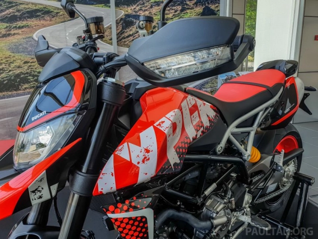 Ducati hypermotard 950 rve 2021 ra mắt với giá hơn 450 triệu đồng - 13