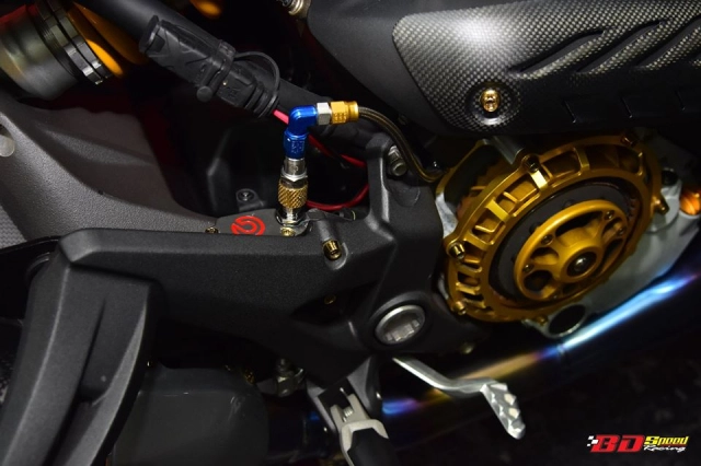 Ducati monster 1200s độ lôi cuốn trong thân hình trắng trẻo - 19