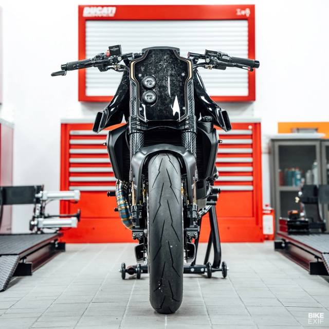 Ducati monster độ phong cách ấn tượng đến từ rough crafts - 6