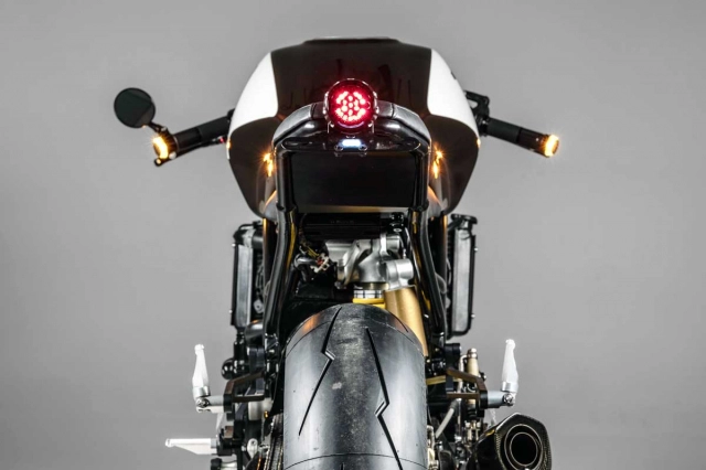 Ducati monster s4 độ phong cách vượt thời gian - 5