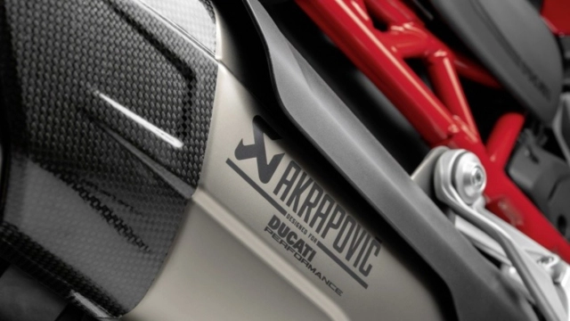 Ducati multistrada v4 trở nên thể thao hơn với bộ ống xả akrapovic - 6