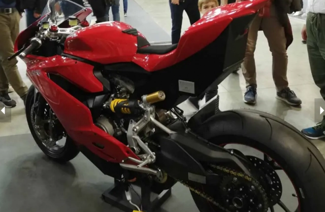 Ducati panigale 1299 được nâng cấp với sức mạnh 295 mã lực tại eicma 2019 - 4