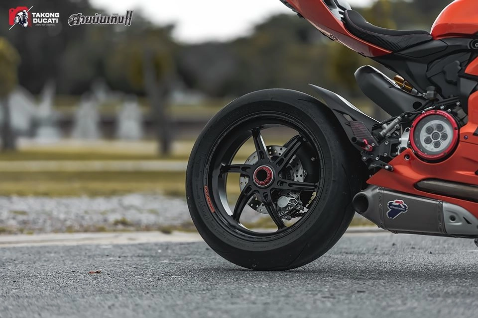 Ducati panigale 899 cuốn hút với nâng cấp dàn chân superbike - 6