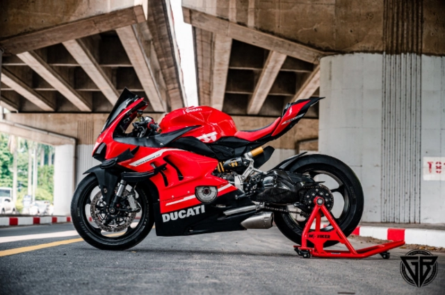 Ducati panigale 899 độ bodykit superleggera v4 của giba moto - 2