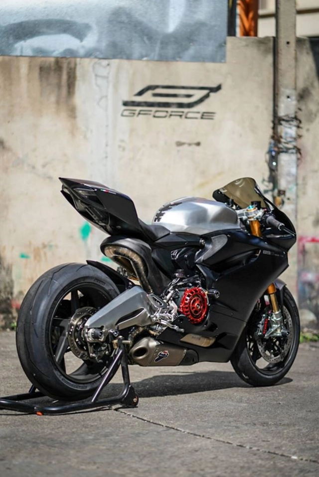 Ducati panigale 899 độ lôi cuốn với nhà tài trợ motocorse - 11