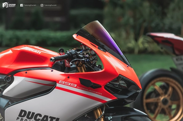 Ducati panigale 899 độ nhẹ nhàng sâu lắng theo phong cách superleggera - 1