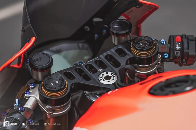 Ducati panigale 899 độ nhẹ nhàng sâu lắng theo phong cách superleggera - 6
