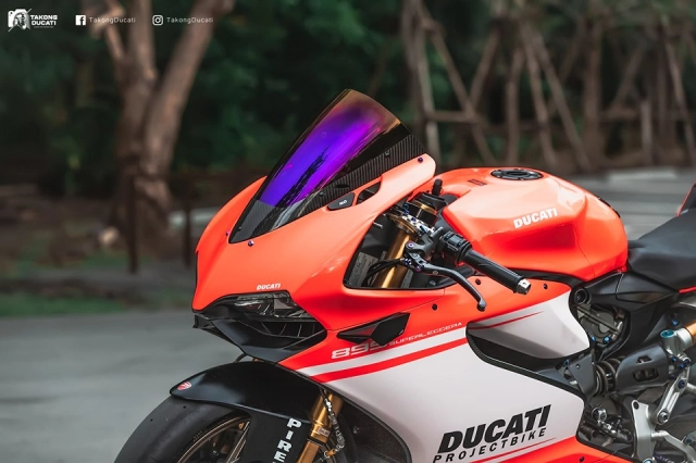 Ducati panigale 899 độ nhẹ nhàng sâu lắng theo phong cách superleggera - 10