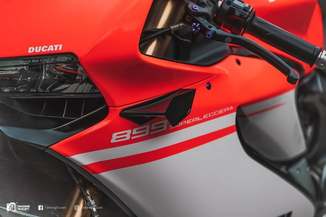 Ducati panigale 899 độ nhẹ nhàng sâu lắng theo phong cách superleggera - 11