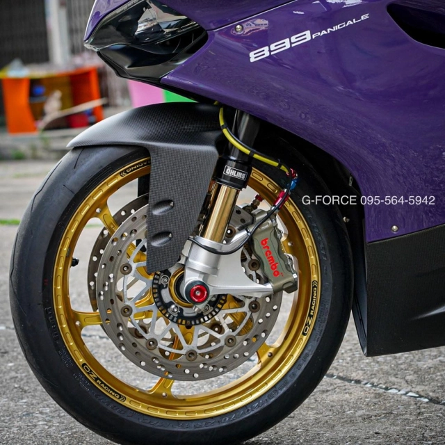 Ducati panigale 899 độ tông màu tím hết sức quyến rũ - 4