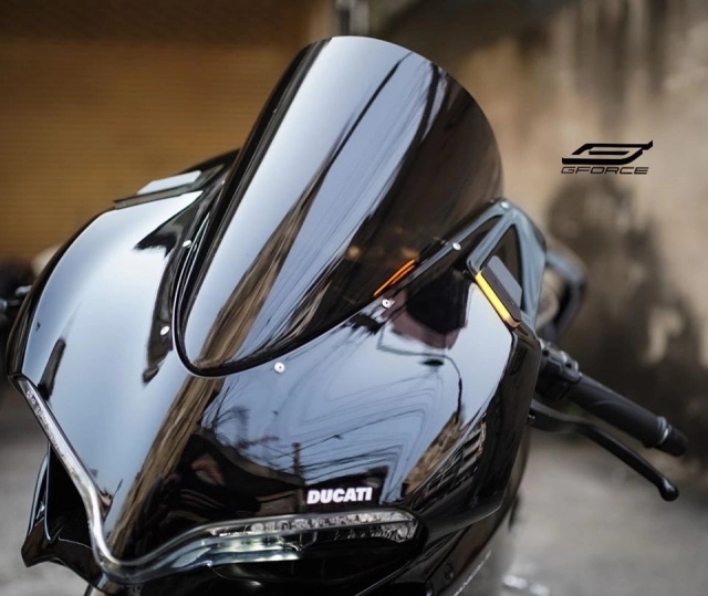 Ducati panigale 959 độ nhẹ nhàng sâu lắng với tông màu đen - 1