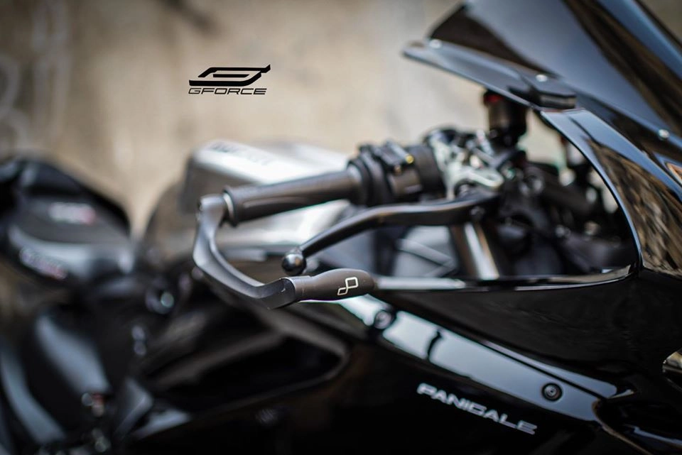 Ducati panigale 959 độ nhẹ nhàng sâu lắng với tông màu đen - 3
