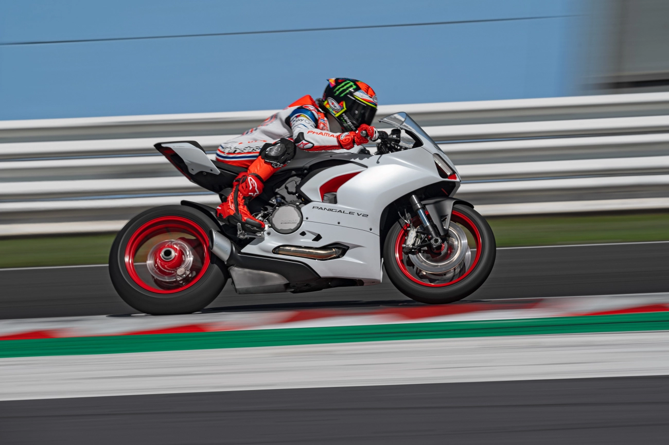 Ducati panigale v2 white rosso trình làng đẹp khó cưỡng - 7