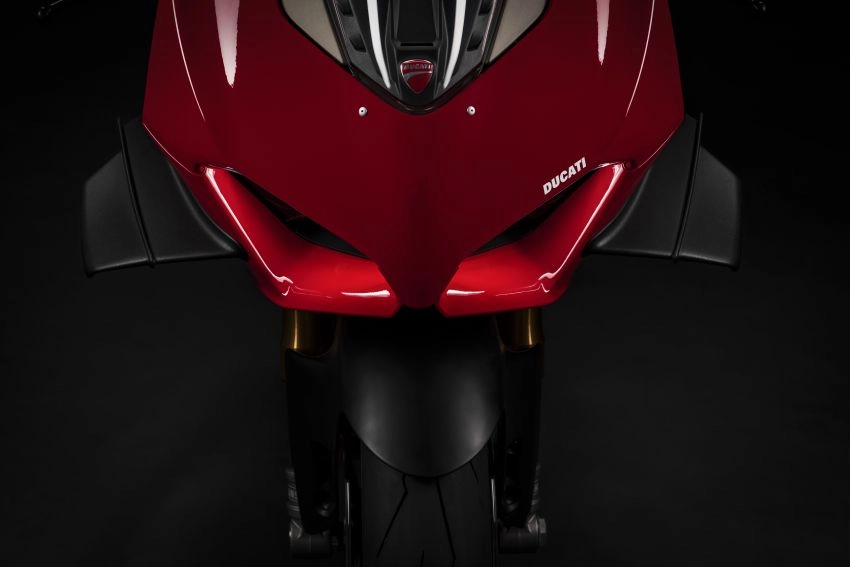 Ducati panigale v4 2020 - khí động học tốt hơn sửa đổi hỗ trợ người lái tăng tốc tốt hơn - 1
