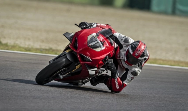 Ducati panigale v4 2020 - khí động học tốt hơn sửa đổi hỗ trợ người lái tăng tốc tốt hơn - 10