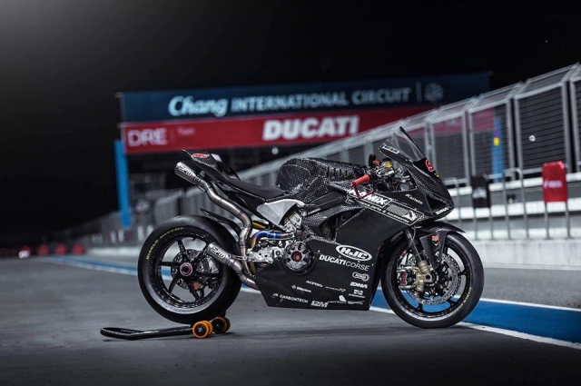 Ducati panigale v4 độ đầy gây cấn với diện mạo full carbon - 7