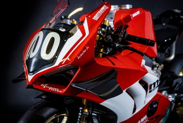 Ducati panigale v4 r được đại tu nhằm cạnh tranh kawasaki zx-10rr mới - 1