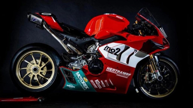 Ducati panigale v4 r được đại tu nhằm cạnh tranh kawasaki zx-10rr mới - 3