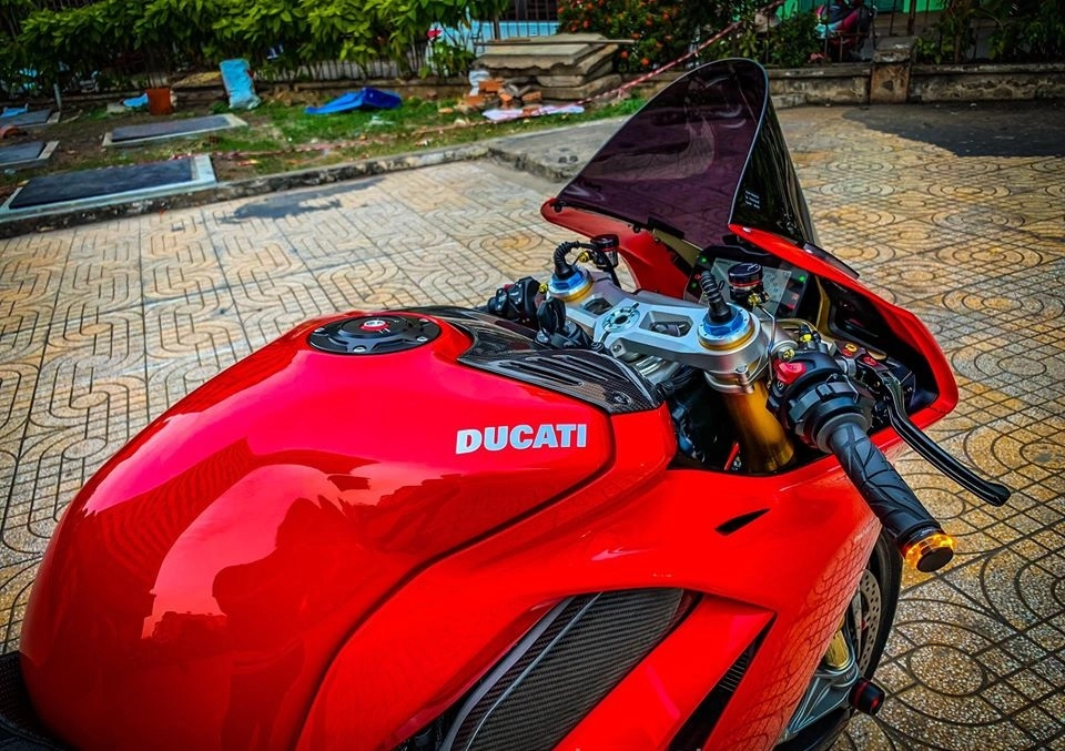 Ducati panigale v4 s biến hình hoàn hảo với diện mạo cực chất - 5