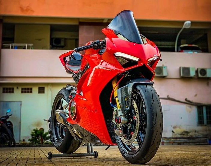 Ducati panigale v4 s biến hình hoàn hảo với diện mạo cực chất - 8