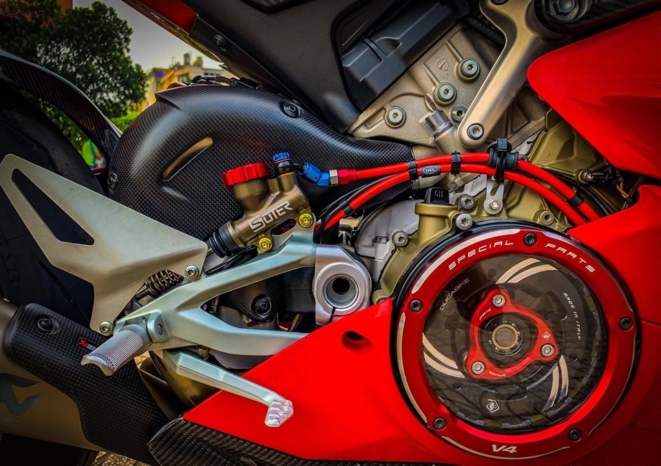 Ducati panigale v4 s biến hình hoàn hảo với diện mạo cực chất - 12