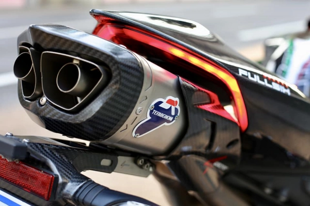 Ducati panigale v4 s độ phong cách đường đua với diện mạo mới đầy mê hoặc - 13