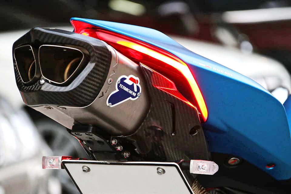 Ducati panigale v4 s độ tuyệt sắc trong gam màu mới - 8