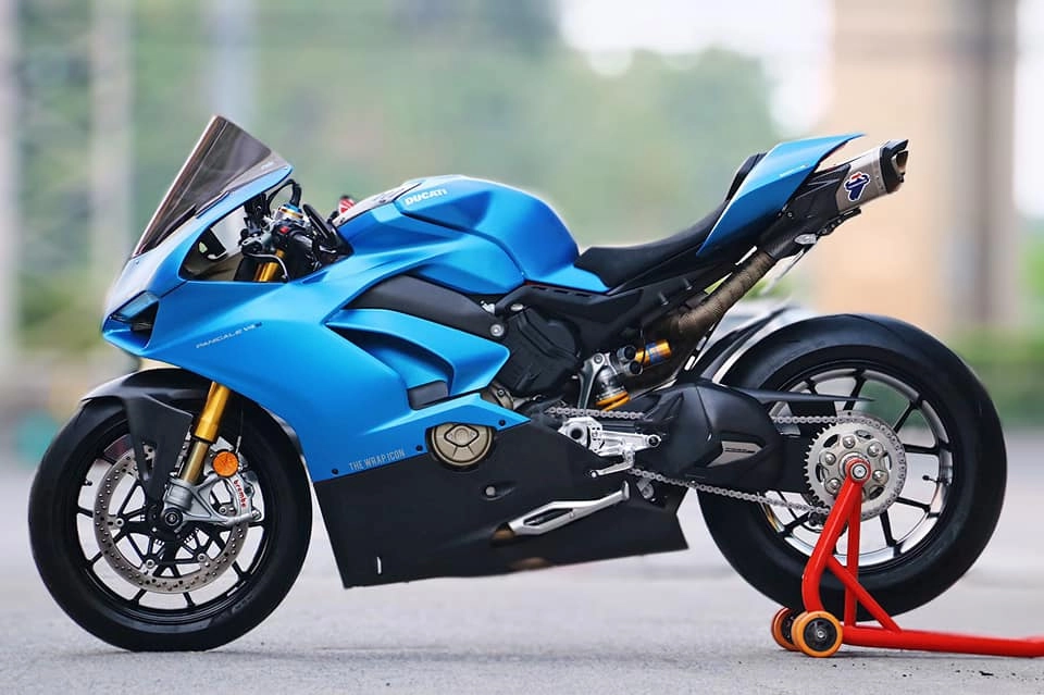 Ducati panigale v4 s độ tuyệt sắc trong gam màu mới - 13