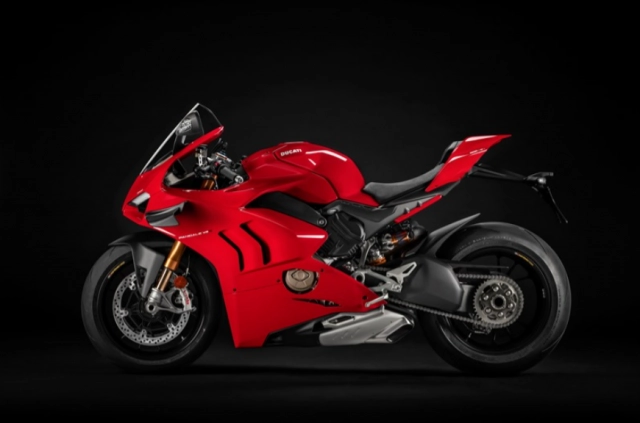 Ducati panigale v4 s và aprilia rsv4 factory 2021 trên bàn cân thông số - 4
