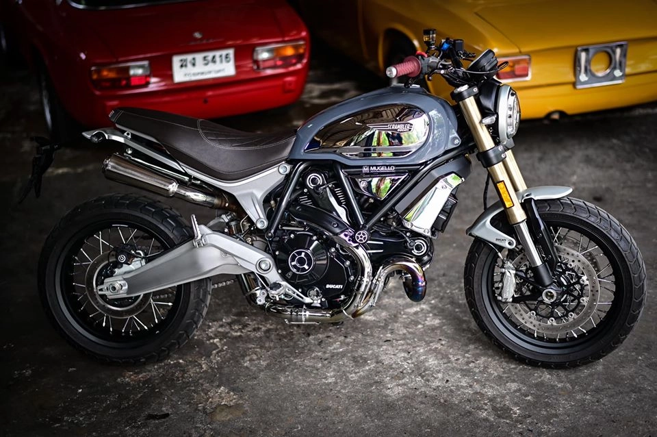 Ducati scrambler 1100 độ cá tính với nhiều chi tiết crom sáng bóng - 3