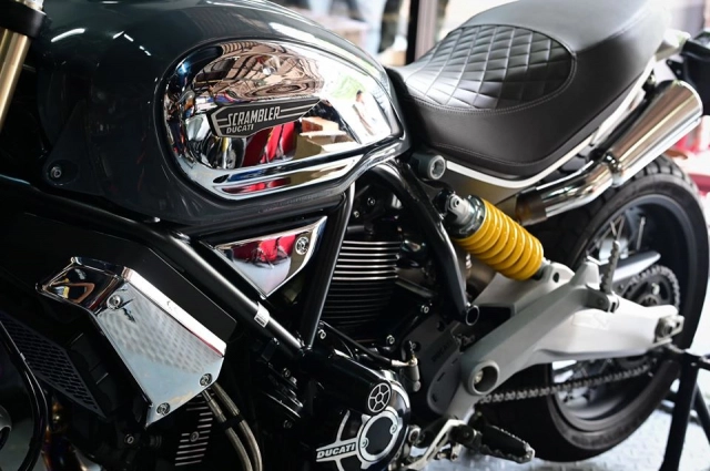 Ducati scrambler 1100 độ cá tính với nhiều chi tiết crom sáng bóng - 8