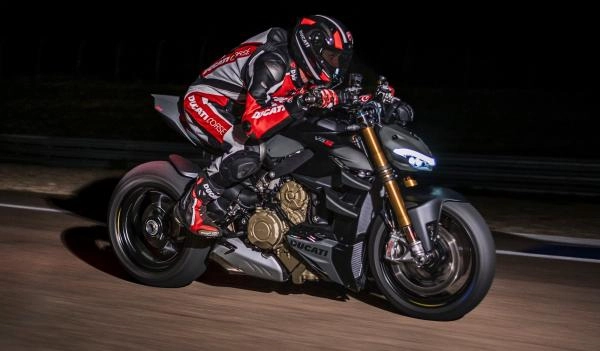 Ducati streetfighter v4 sp2 dẫn đầu đội hình streetfighter v4 trong năm mới - 14