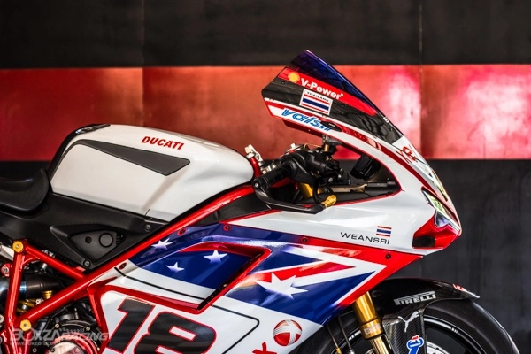 Ducati superbike 848 evo độ theo phong cách troy bayliss limited edition - 5