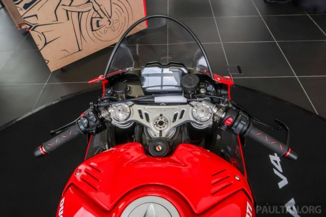 Ducati superleggera v4 duy nhất tại đông nam á với giá từ 5 tỷ đồng - 14