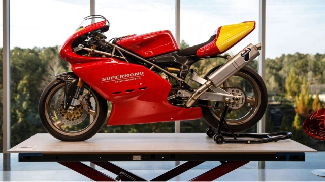 Ducati supermono 2023 tái hiện sau 30 năm ẩn danh - 12