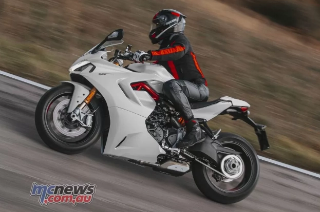 Ducati supersport 950 và 950 s 2021 chính thức trình làng - 7