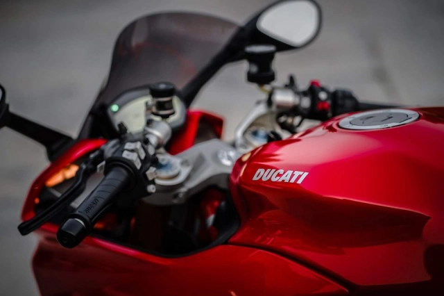 Ducati supersport s trong bản độ hiệu năng cao với dàn chân vạm vỡ - 5