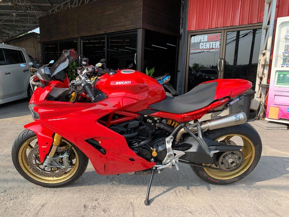 Ducati supetsport s nâng cấp nhẹ nhàng với diện mạo lôi cuốn - 10