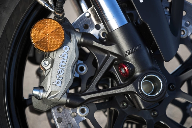 Ducati việt nam chính thức mở bán streertfighter v2 với mức giá cạnh tranh - 10